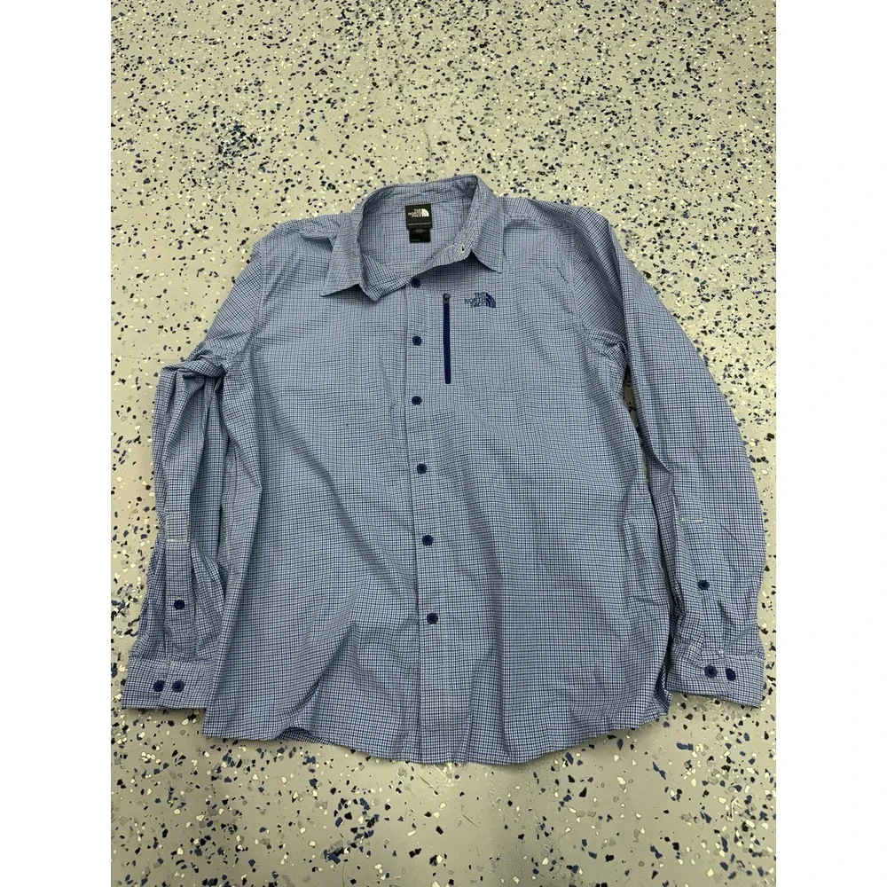 The North Face Button Down Plaid Camp Trail Fishing Shirt Men's Large Zip Pocket